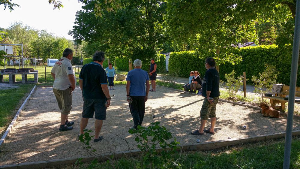 Concours de pétanque